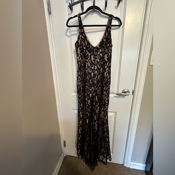 Size 2 Black BCBG Max Azria lace gown with slit, train and nude underlay. - Picture 2 of 2
